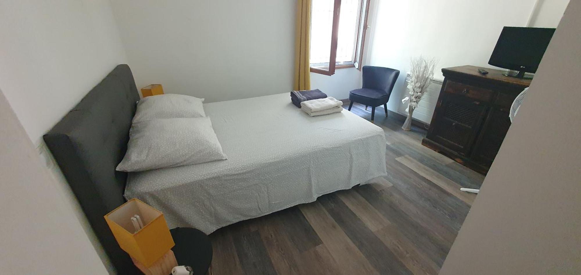 La Casita Villa Avec Piscine Pres D'Uzes Saint-Laurent-la-Vernede Luaran gambar
